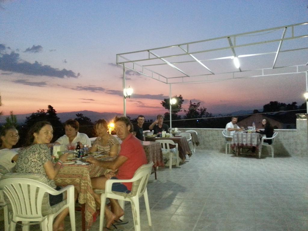 Beyaz Kale Hotel Pamukkale Exterior photo