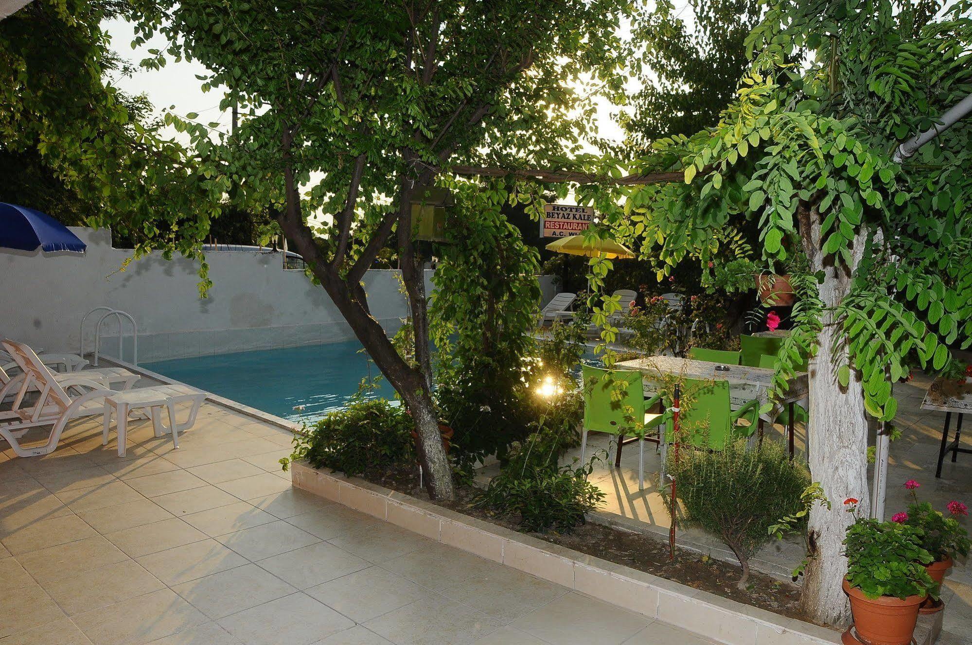 Beyaz Kale Hotel Pamukkale Exterior photo